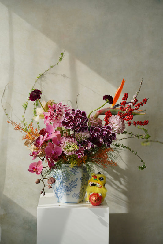 Blue and white porcelain vase